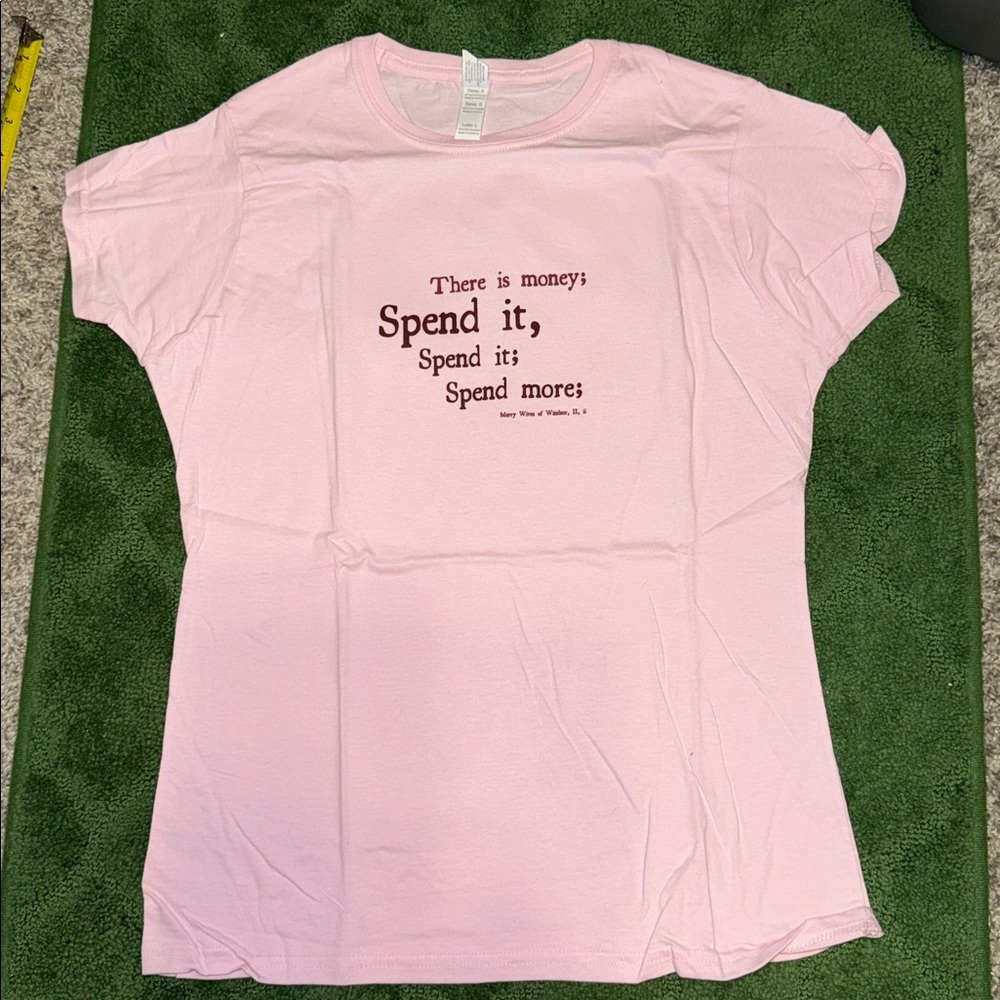 3 for $25💥Pink Fitted Cotton Preshrunk Graphic T-Shirt Shakespeare Size Large